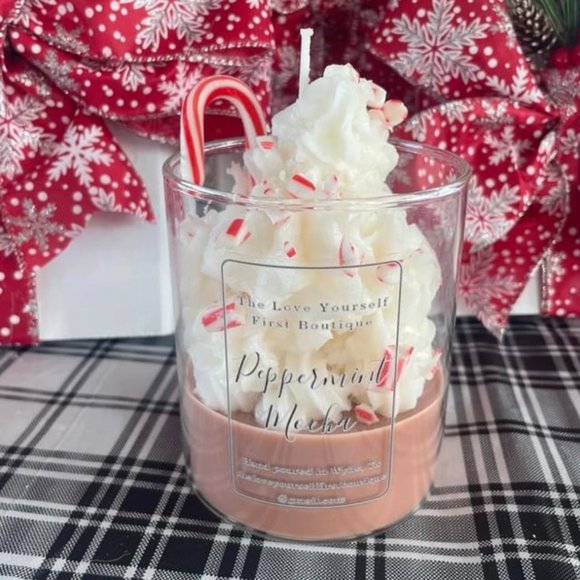 "Peppermint Mocha" Candle - Picture 1 of 1